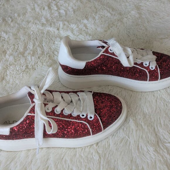 Red Glitter Runners - Picture 2 of 5